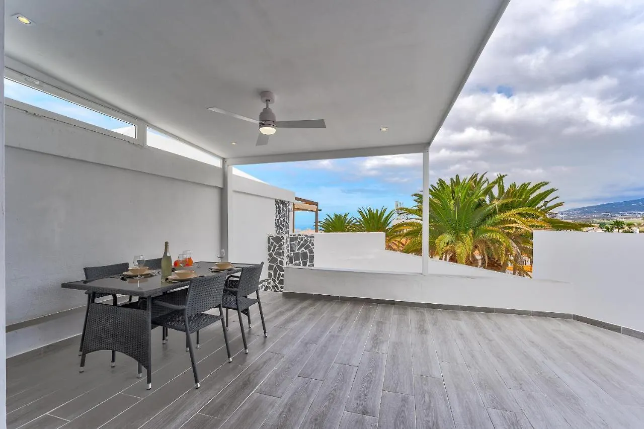 Cute Bungalow In Holiday Valley Costa Adeje